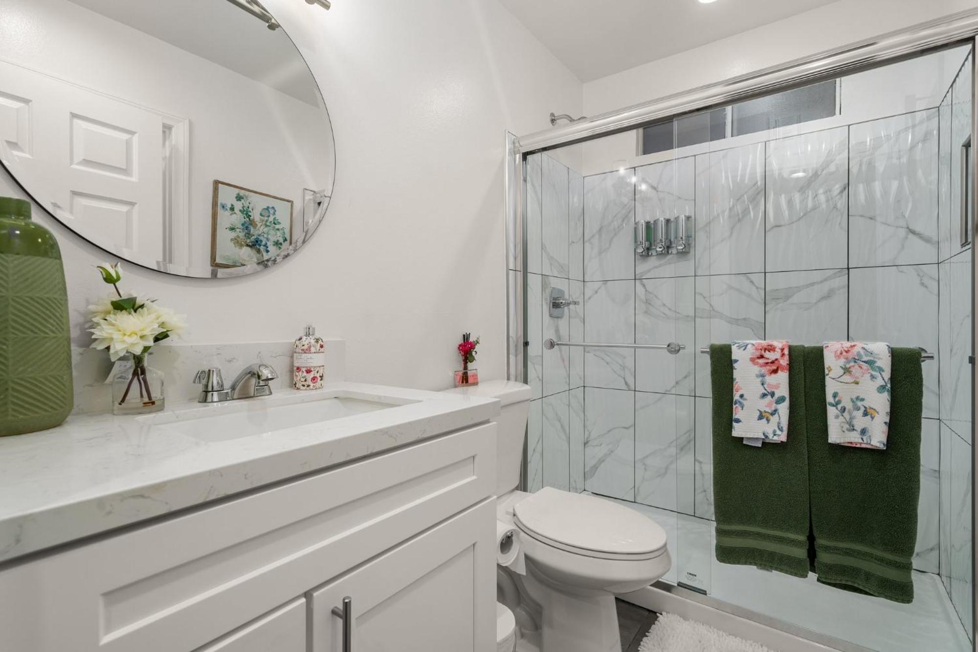 The Avalon - 35 Percent Off July 2025! Fees Ferienhaus